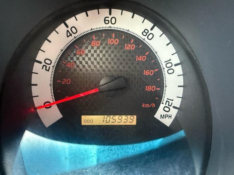 Toyota Tacoma PreRunner Double Cab Auto 2WD 2011