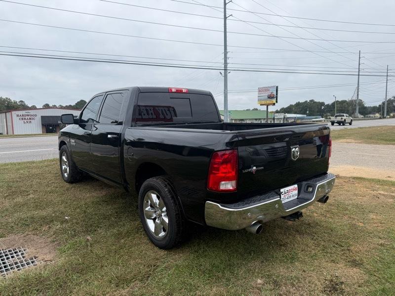 RAM 1500 Express 4x4 Quad Cab 6'4" Box 2016