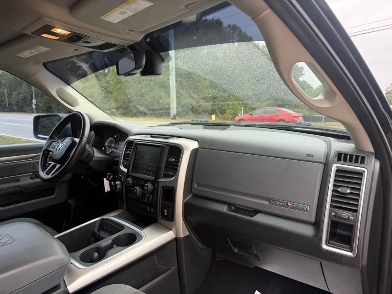 RAM 1500 Express 4x4 Quad Cab 6'4" Box 2016