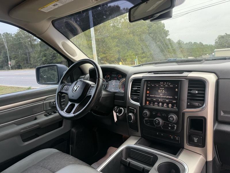 RAM 1500 Express 4x4 Quad Cab 6'4" Box 2016