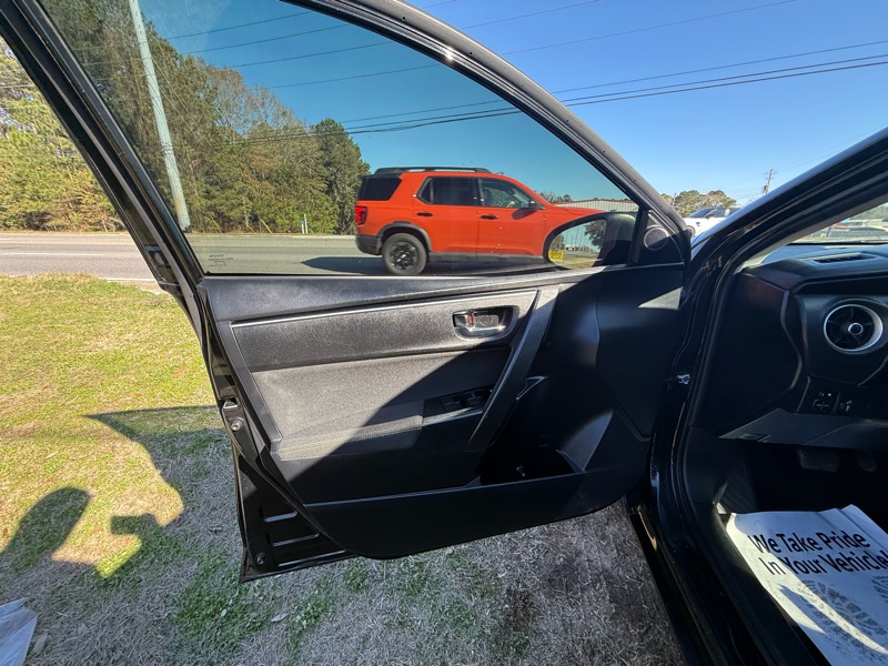 Toyota Corolla L CVT 2018