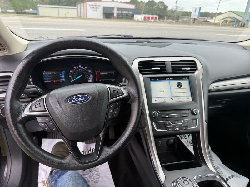 Ford Fusion SE 2018