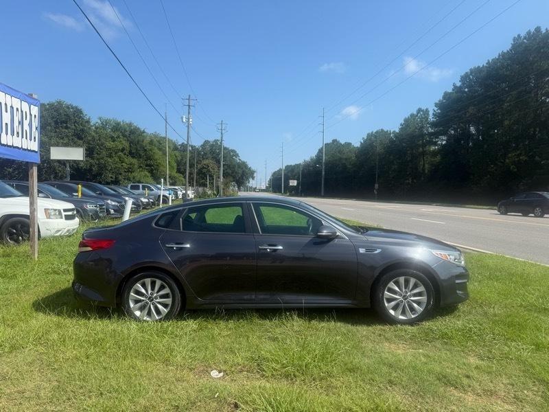 Kia Optima LX 2017