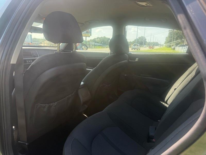 Kia Optima LX 2017
