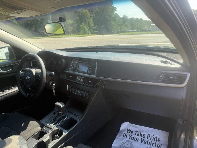 Kia Optima LX 2017