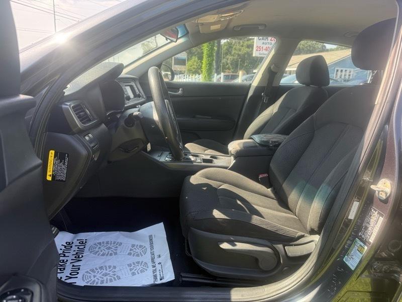 Kia Optima LX 2017