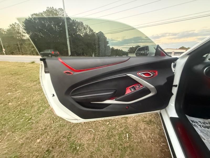 Chevrolet Camaro 1LT Coupe 8A 2018