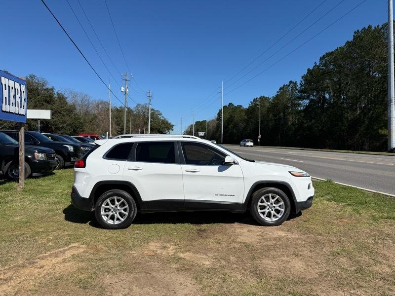 Jeep Cherokee Latitude FWD 2016