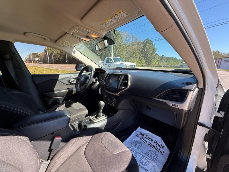 Jeep Cherokee Latitude FWD 2016