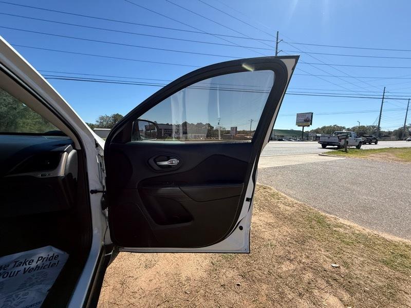 Jeep Cherokee Latitude FWD 2016