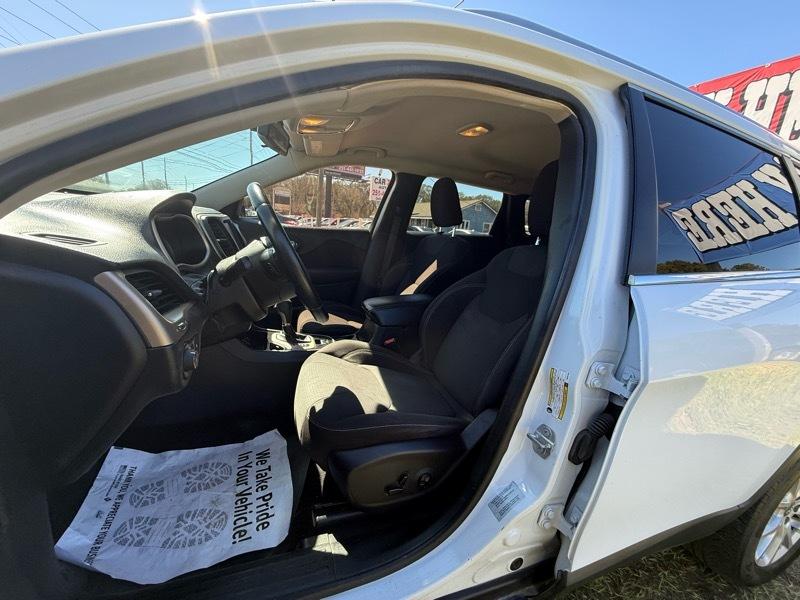 Jeep Cherokee Latitude FWD 2016