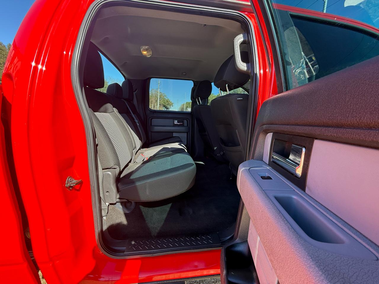 Ford F-150 XL SuperCrew 5.5-ft. Bed 2WD 2014