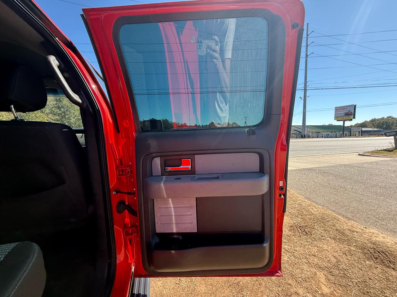Ford F-150 XL SuperCrew 5.5-ft. Bed 2WD 2014