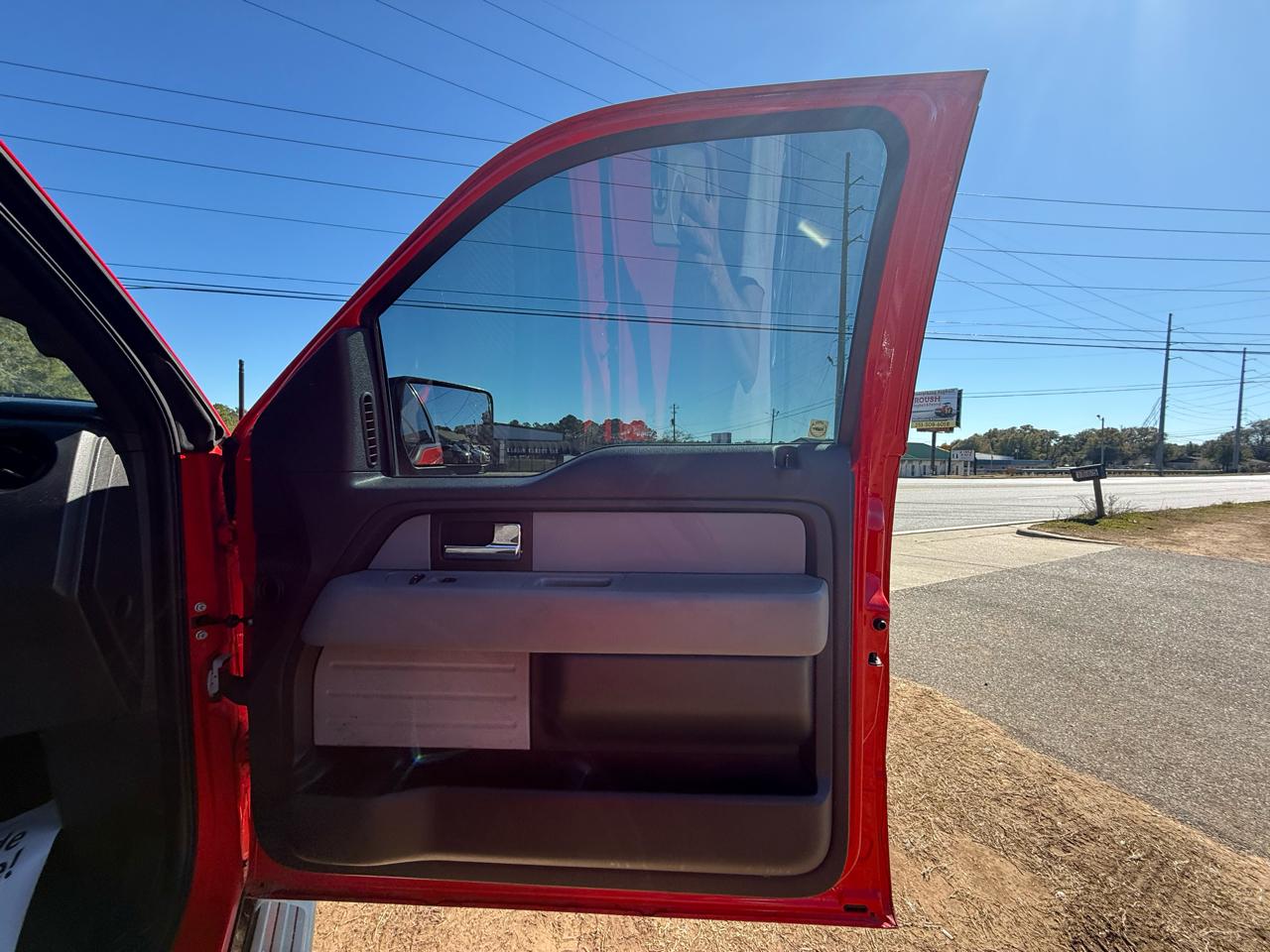 Ford F-150 XL SuperCrew 5.5-ft. Bed 2WD 2014