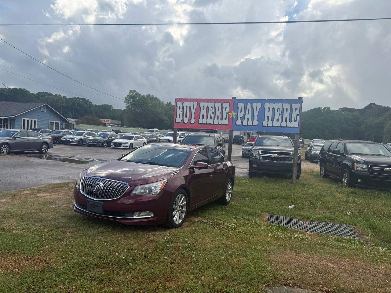 Buick LaCrosse Base FWD 2015