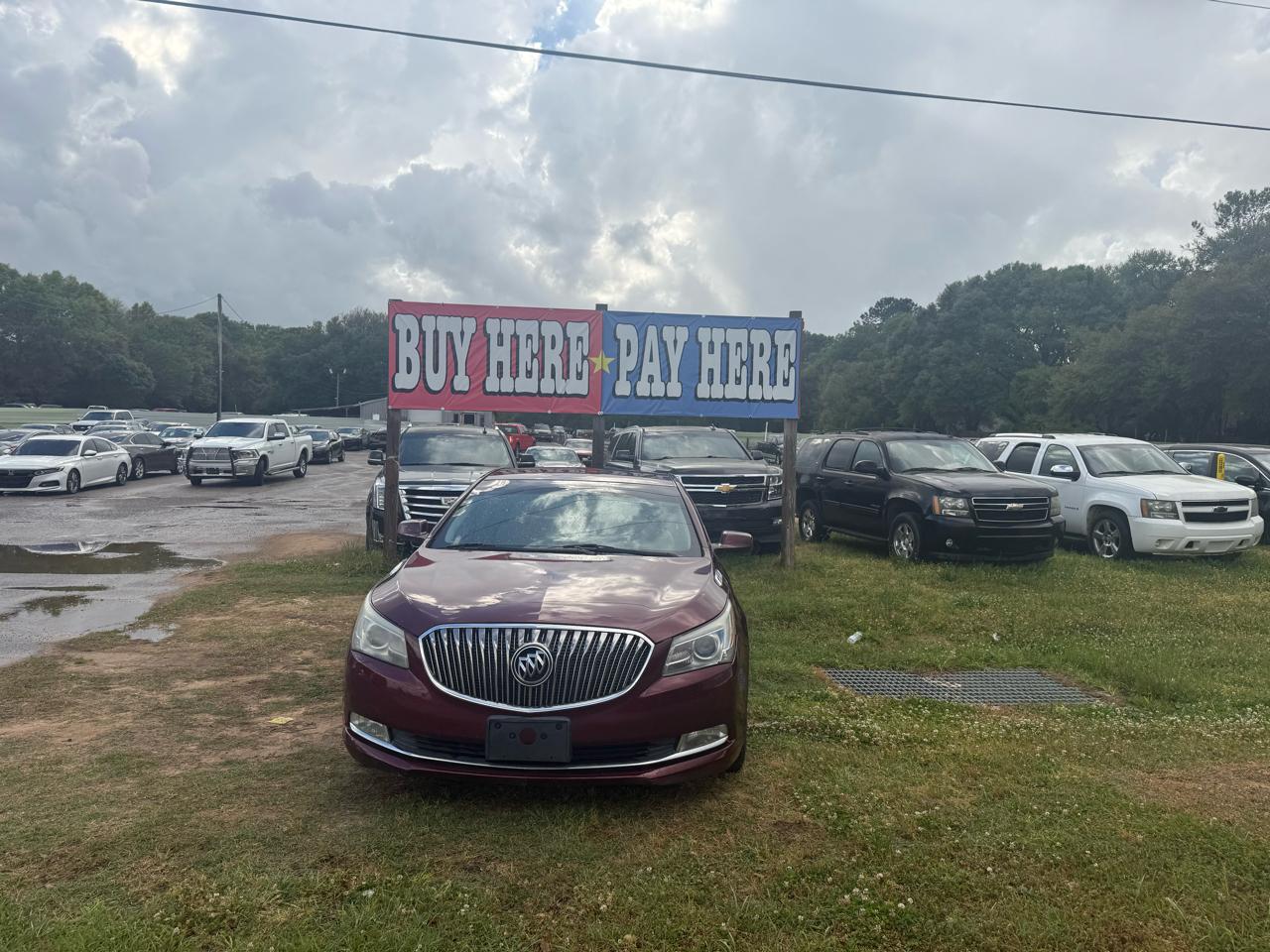 Buick LaCrosse Base FWD 2015