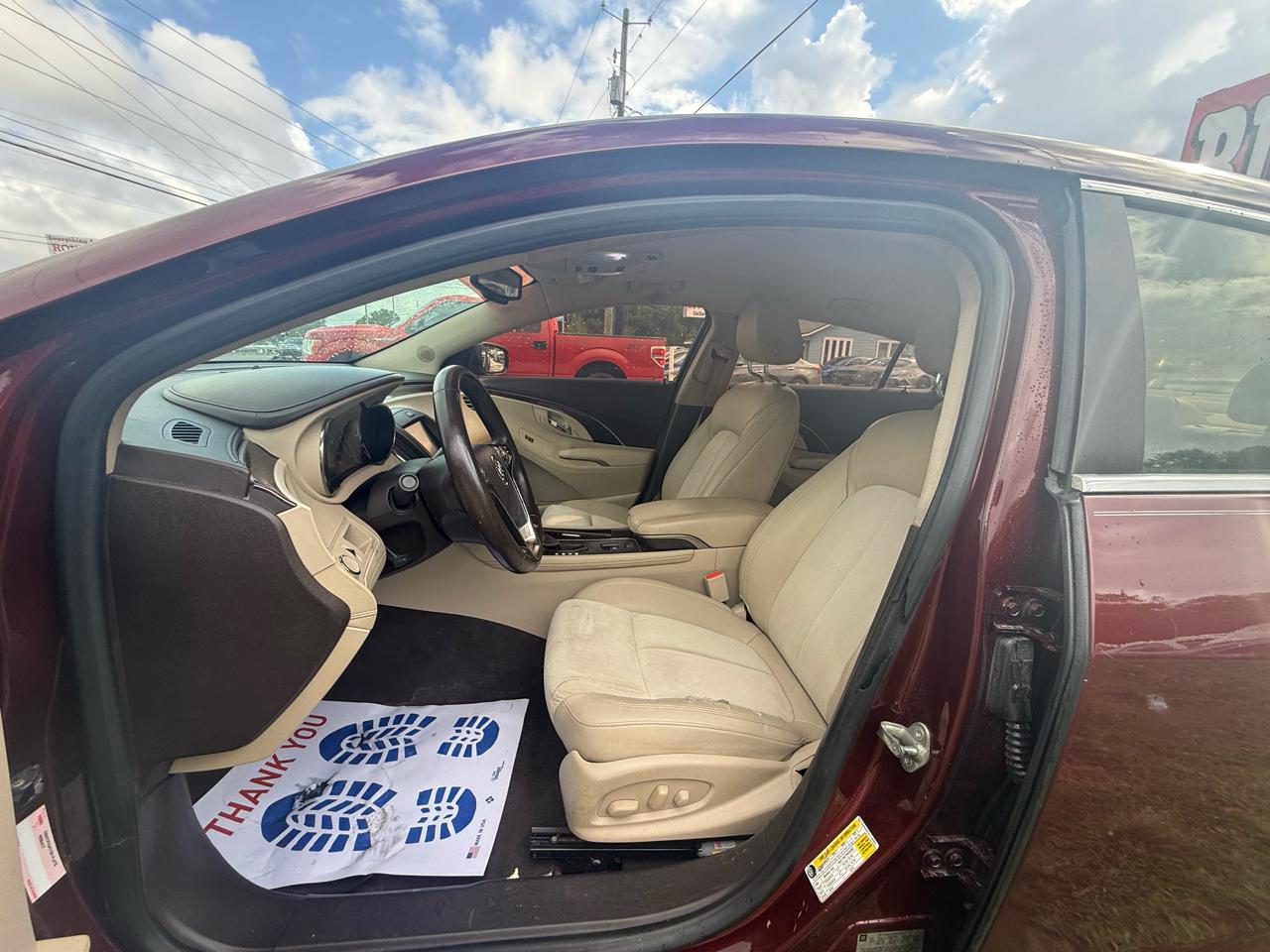 Buick LaCrosse Base FWD 2015