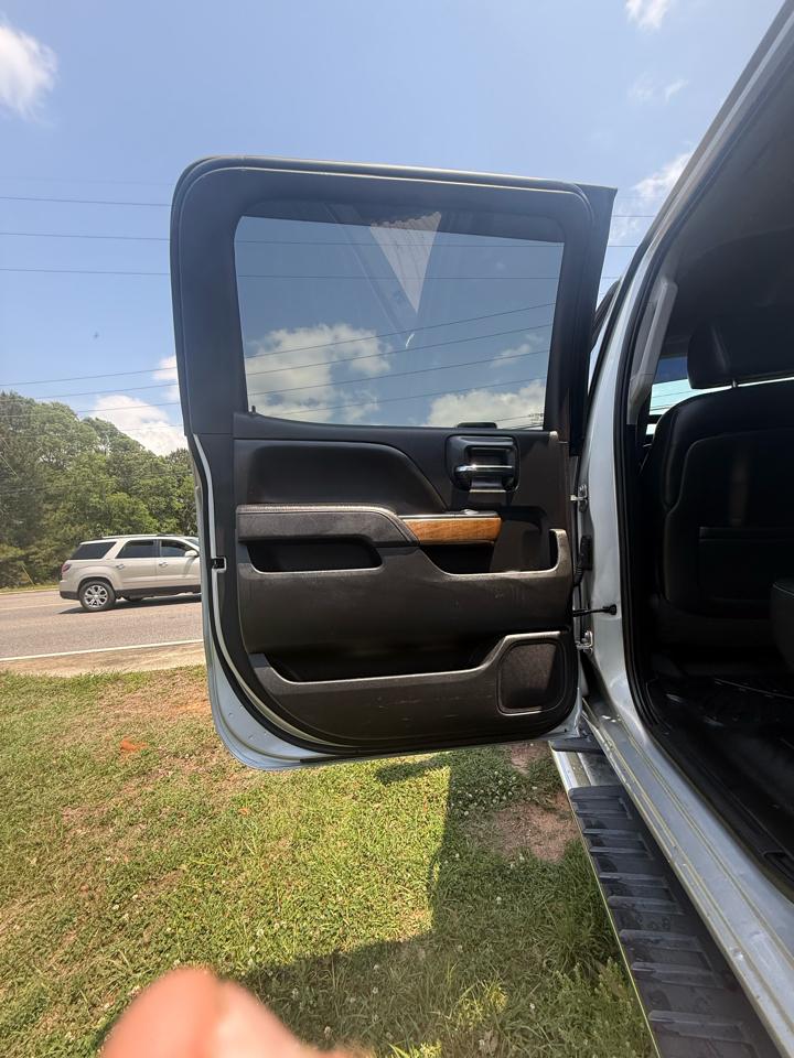 Chevrolet Silverado 3500HD LTZ Crew Cab 4WD 2015