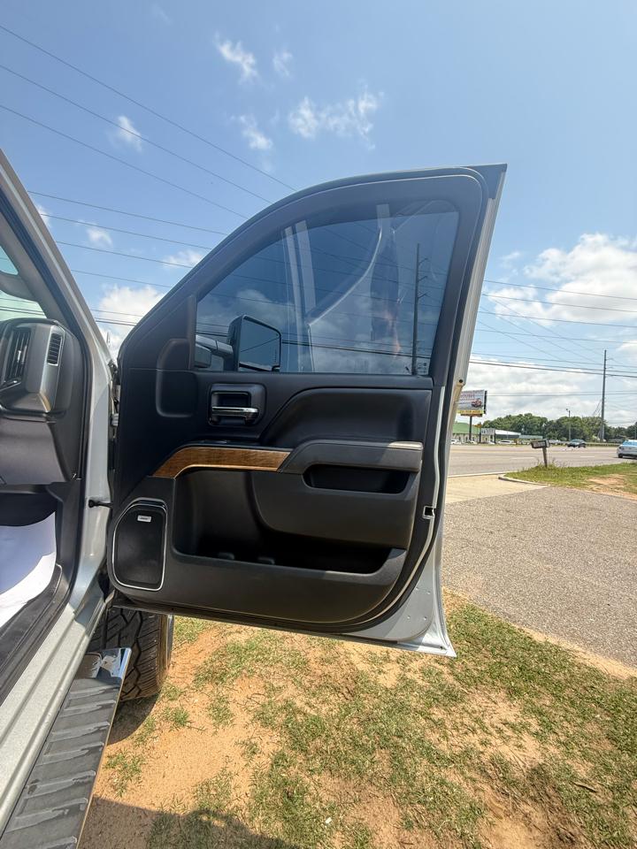 Chevrolet Silverado 3500HD LTZ Crew Cab 4WD 2015