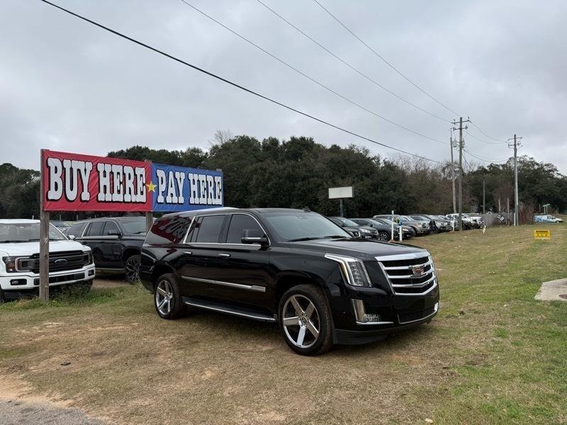 Cadillac Escalade ESV 2WD Luxury 2017