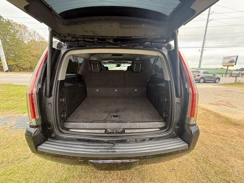 Cadillac Escalade ESV 2WD Luxury 2017