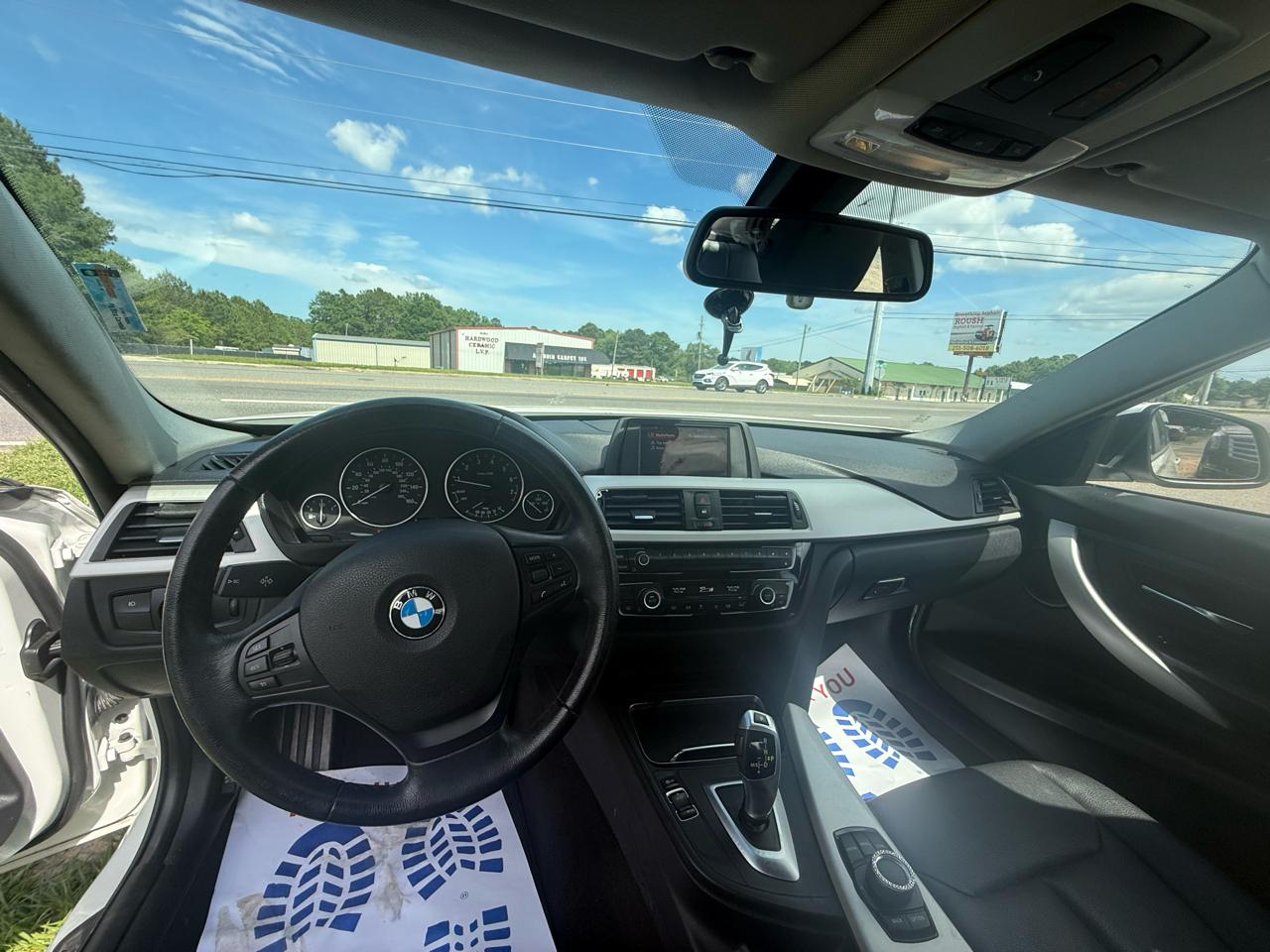 BMW 3-Series 320i Sedan 2018