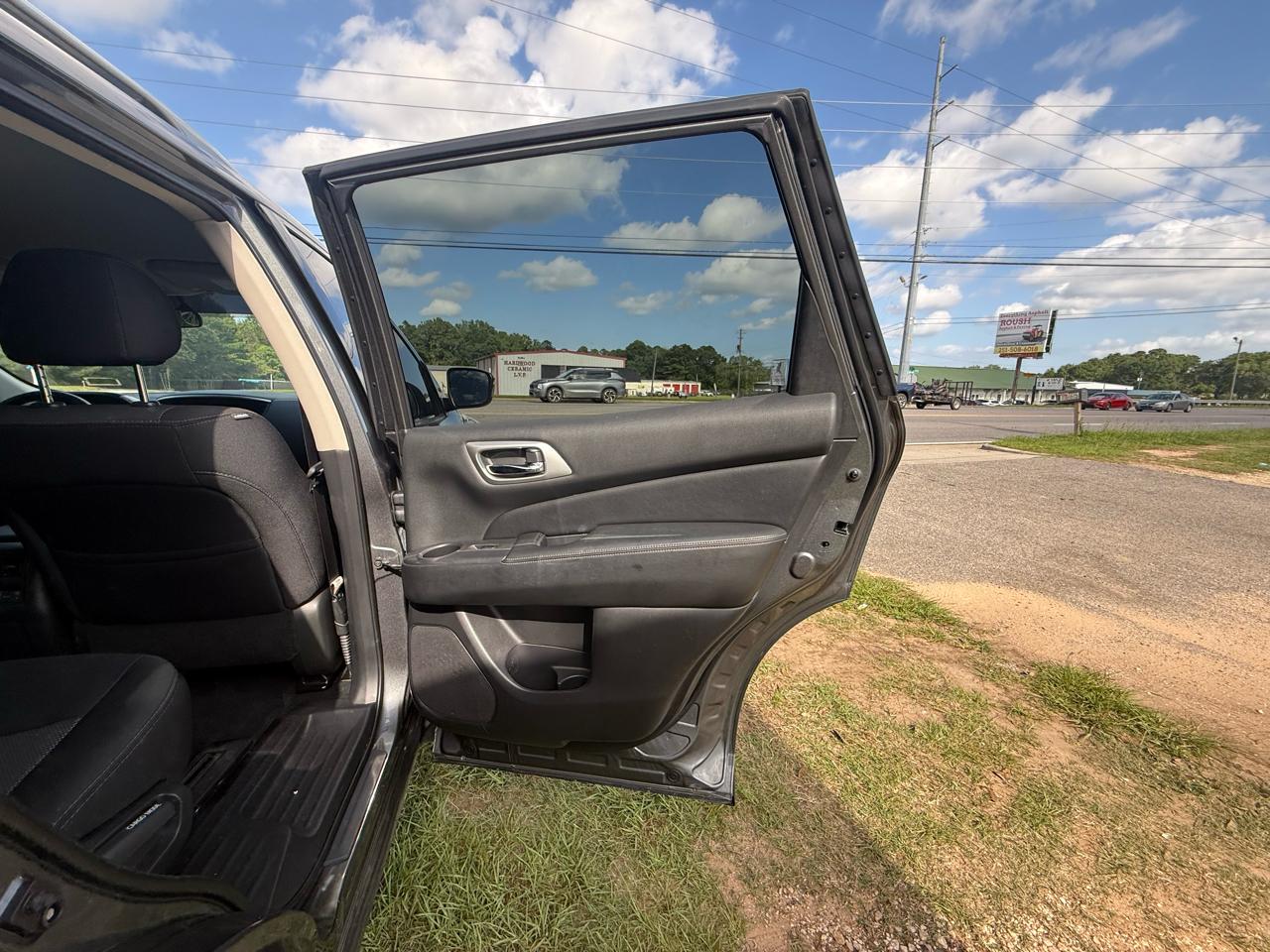 Nissan Pathfinder S 4WD 2020