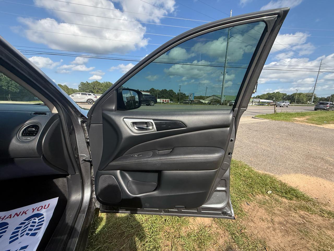 Nissan Pathfinder S 4WD 2020