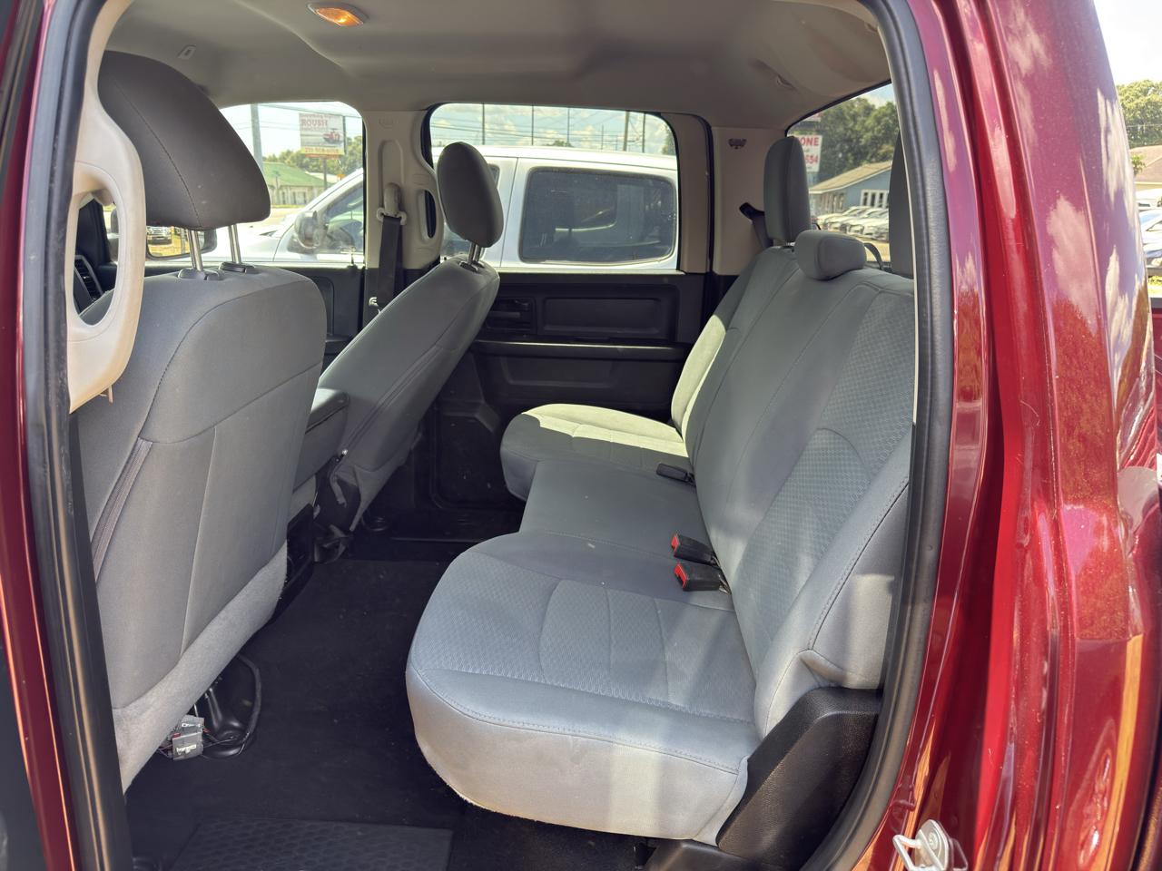 RAM 1500 Classic Tradesman Crew Cab SWB 2WD 2020