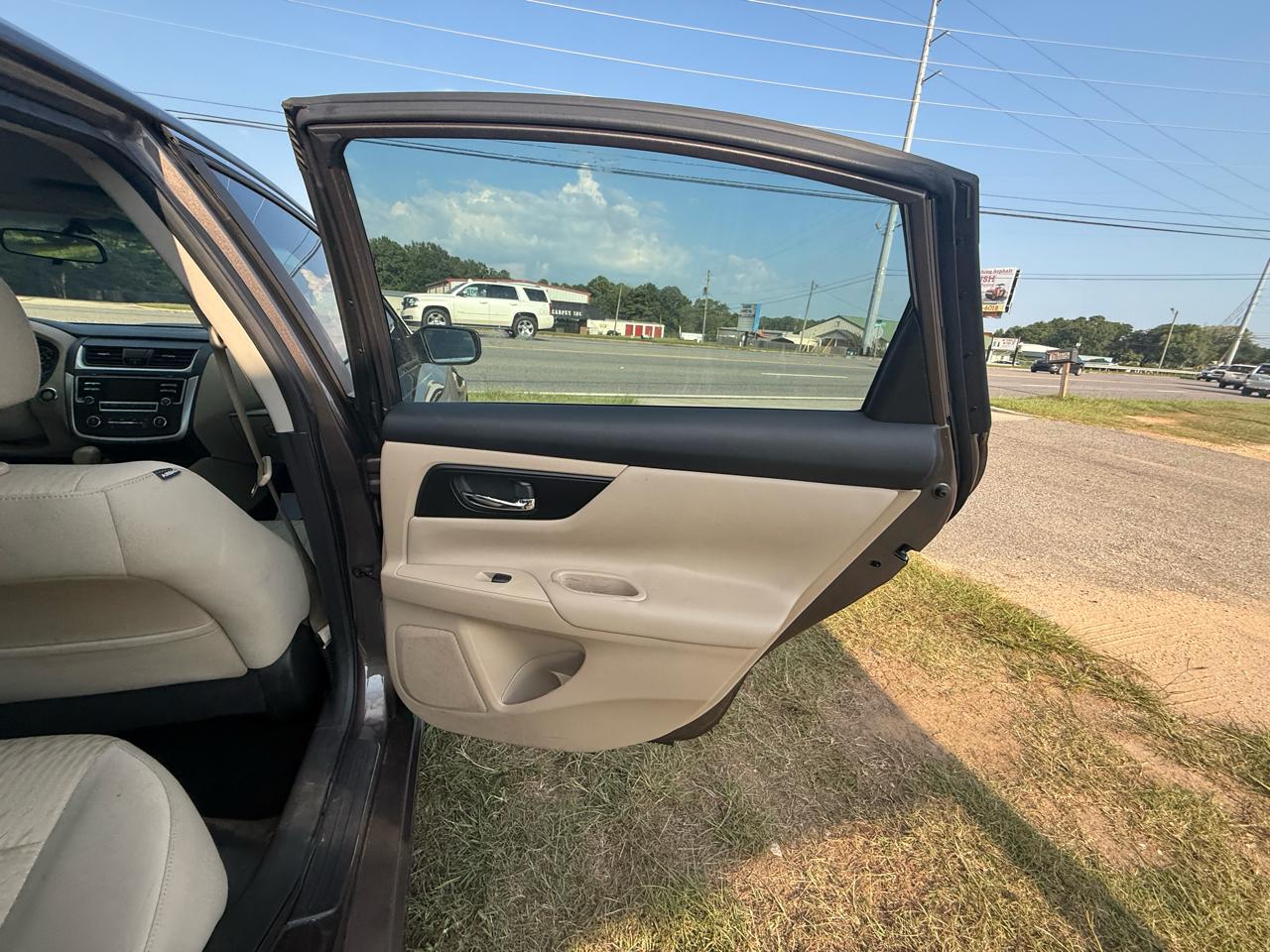 Nissan Altima 2.5 SR 2016