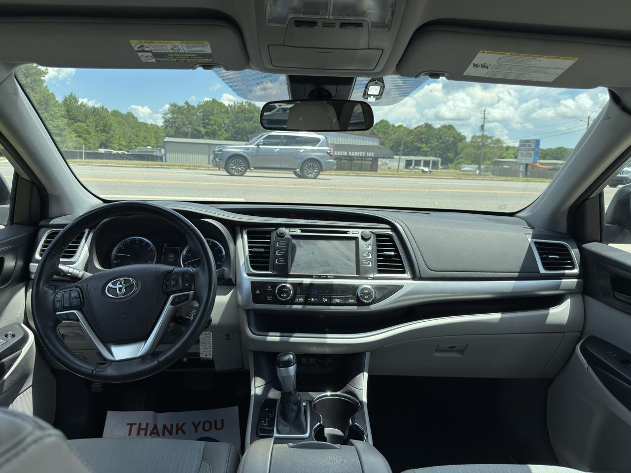 Toyota Highlander LE Plus FWD V6 2018
