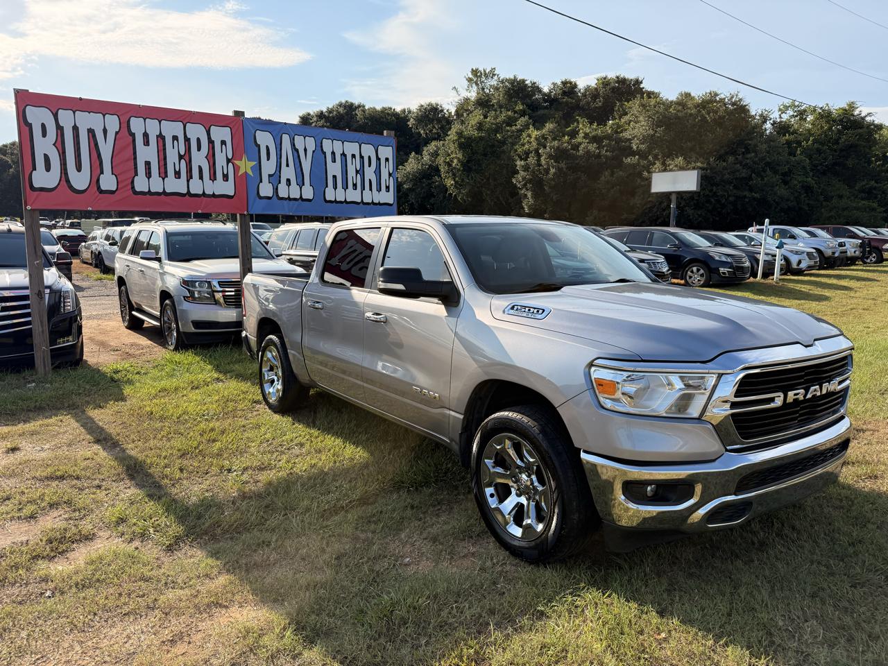 RAM 1500 Big Horn Crew Cab SWB 4WD 2020