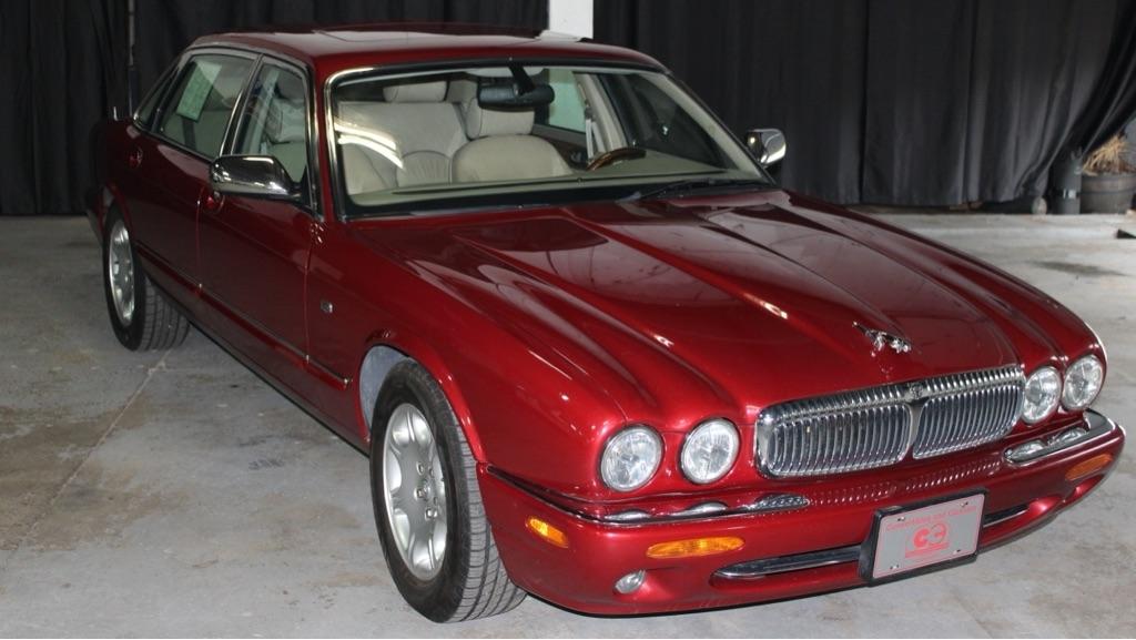 2002 Jaguar XJ-Series Vanden Plas