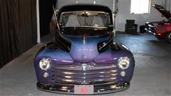 1948 Ford Deluxe 