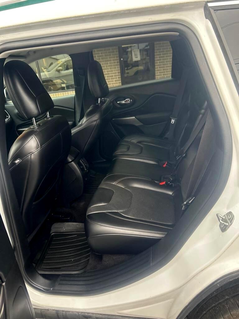 Jeep Cherokee Limited FWD 2019