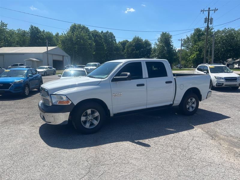 RAM 1500 Tradesman Crew Cab SWB 2WD 2017