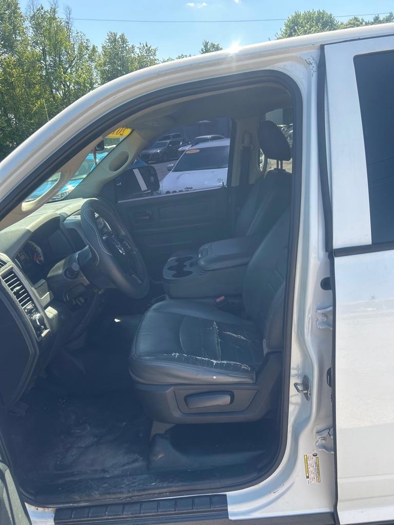 RAM 1500 Tradesman Crew Cab SWB 2WD 2017
