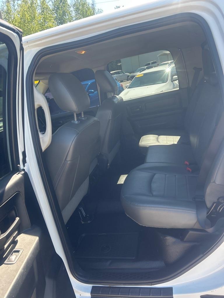 RAM 1500 Tradesman Crew Cab SWB 2WD 2017