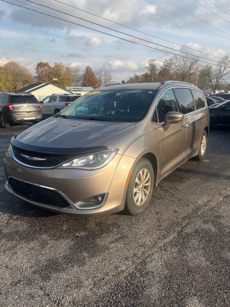 2018 Chrysler Pacifica Touring-L
