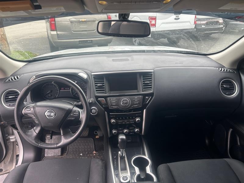 Nissan Pathfinder S 4WD 2019