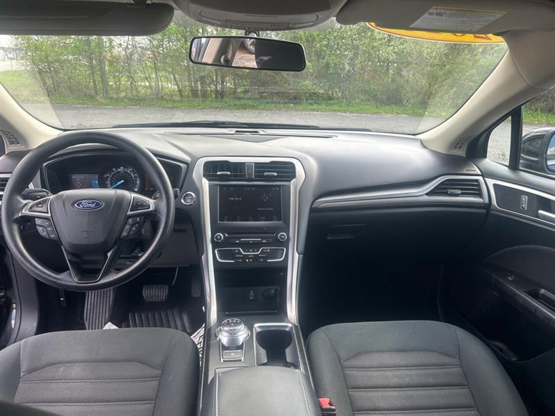 Ford Fusion SE 2018