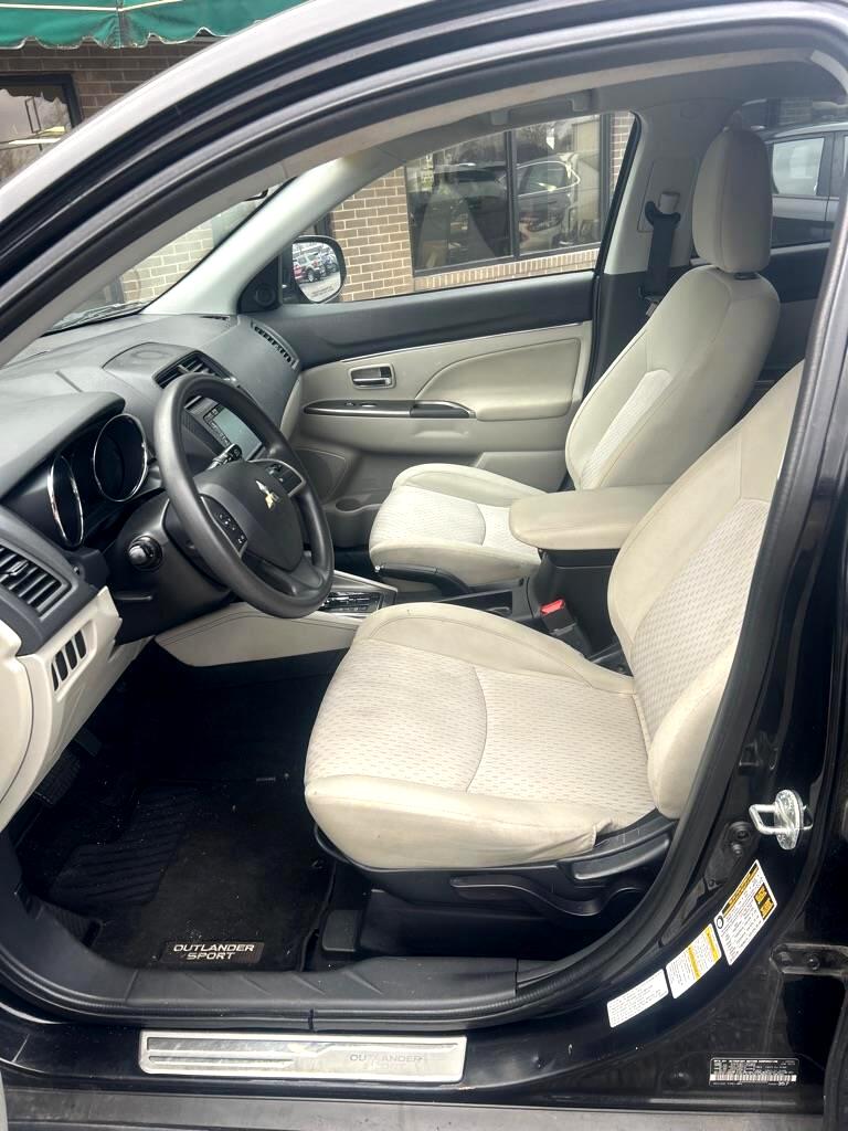 Mitsubishi Outlander Sport 2.0 ES 5M 2019