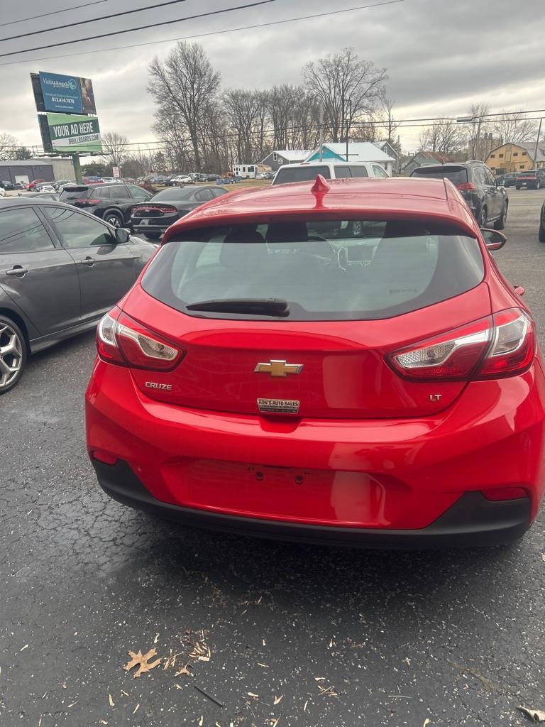 Chevrolet Cruze LT Auto Hatchback 2017