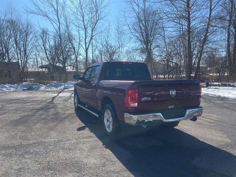 RAM 1500 SLT Crew Cab SWB 4WD 2017