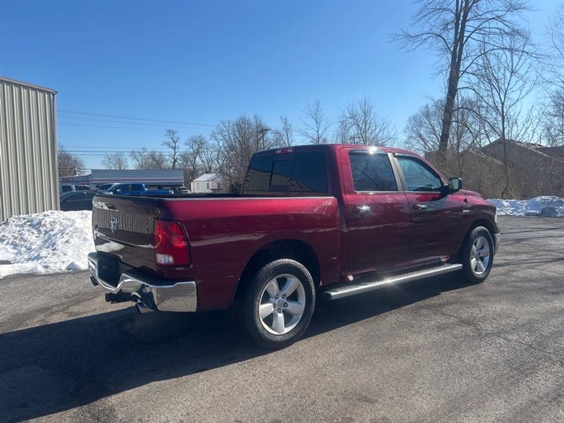 RAM 1500 SLT Crew Cab SWB 4WD 2017