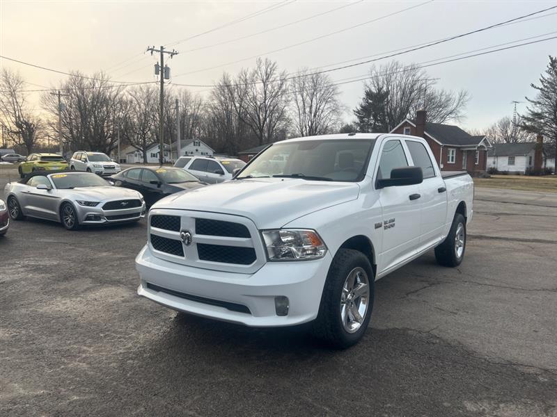 RAM 1500 Tradesman Crew Cab SWB 4WD 2018