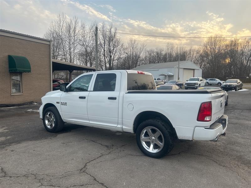 RAM 1500 Tradesman Crew Cab SWB 4WD 2018