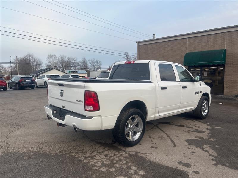 RAM 1500 Tradesman Crew Cab SWB 4WD 2018