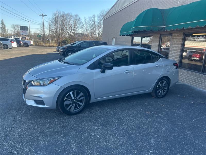 Nissan Versa SV 2021