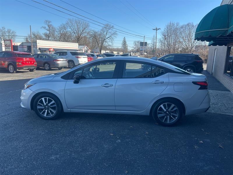Nissan Versa SV 2021